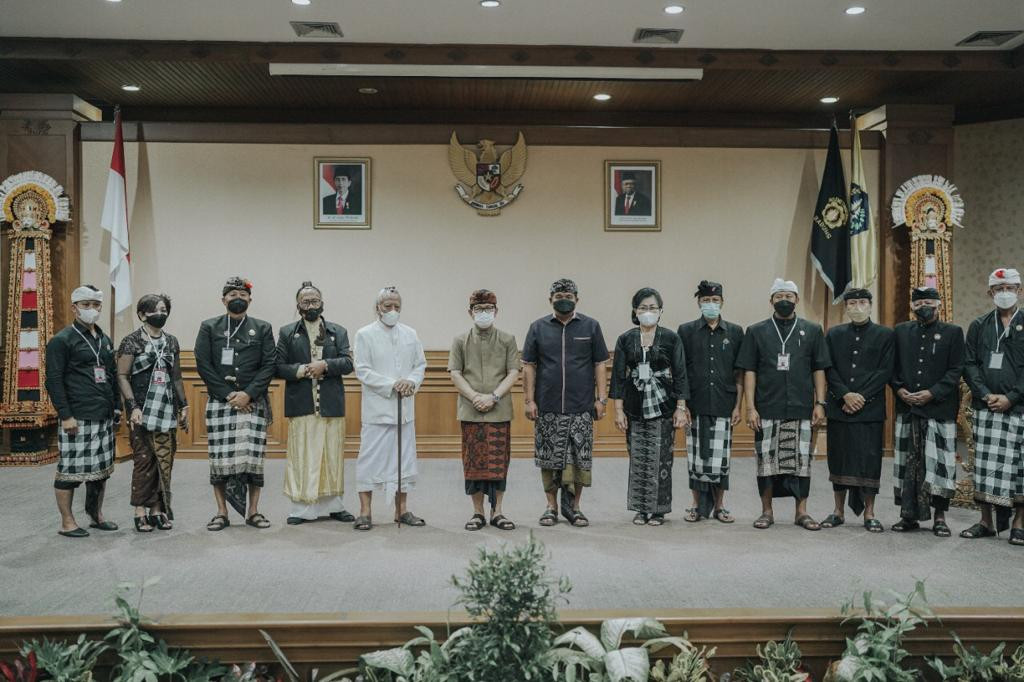 Sekda Badung Adi Arnawa Buka Lokasabha I Pasemetonan Dukuh di Kabupaten Badung
